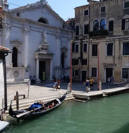 Casa de hóspedes Fiabe